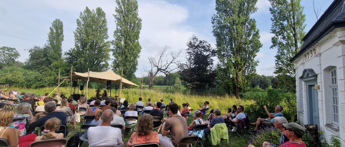 Concert in de conventstuin